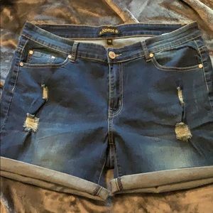 Women’s jean shorts